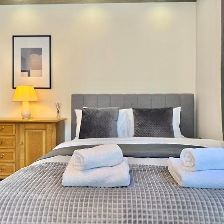Top Centre 2Bed Apartment For 5 Guests 2 Minutes From High Street Plovdiv Exterior photo