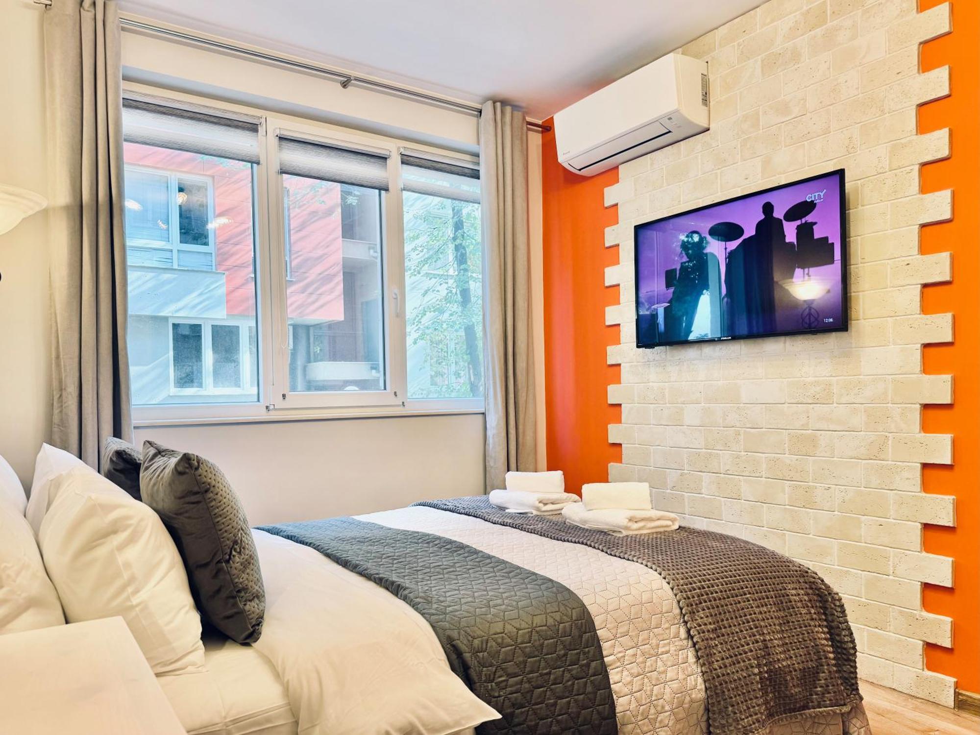 Top Centre 2Bed Apartment For 5 Guests 2 Minutes From High Street Plovdiv Exterior photo