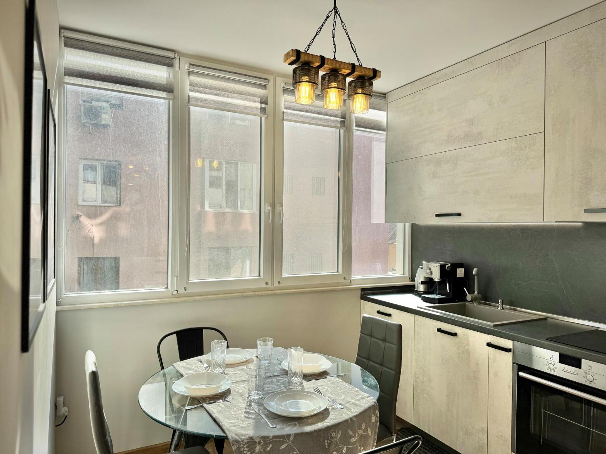 Top Centre 2Bed Apartment For 5 Guests 2 Minutes From High Street Plovdiv Exterior photo