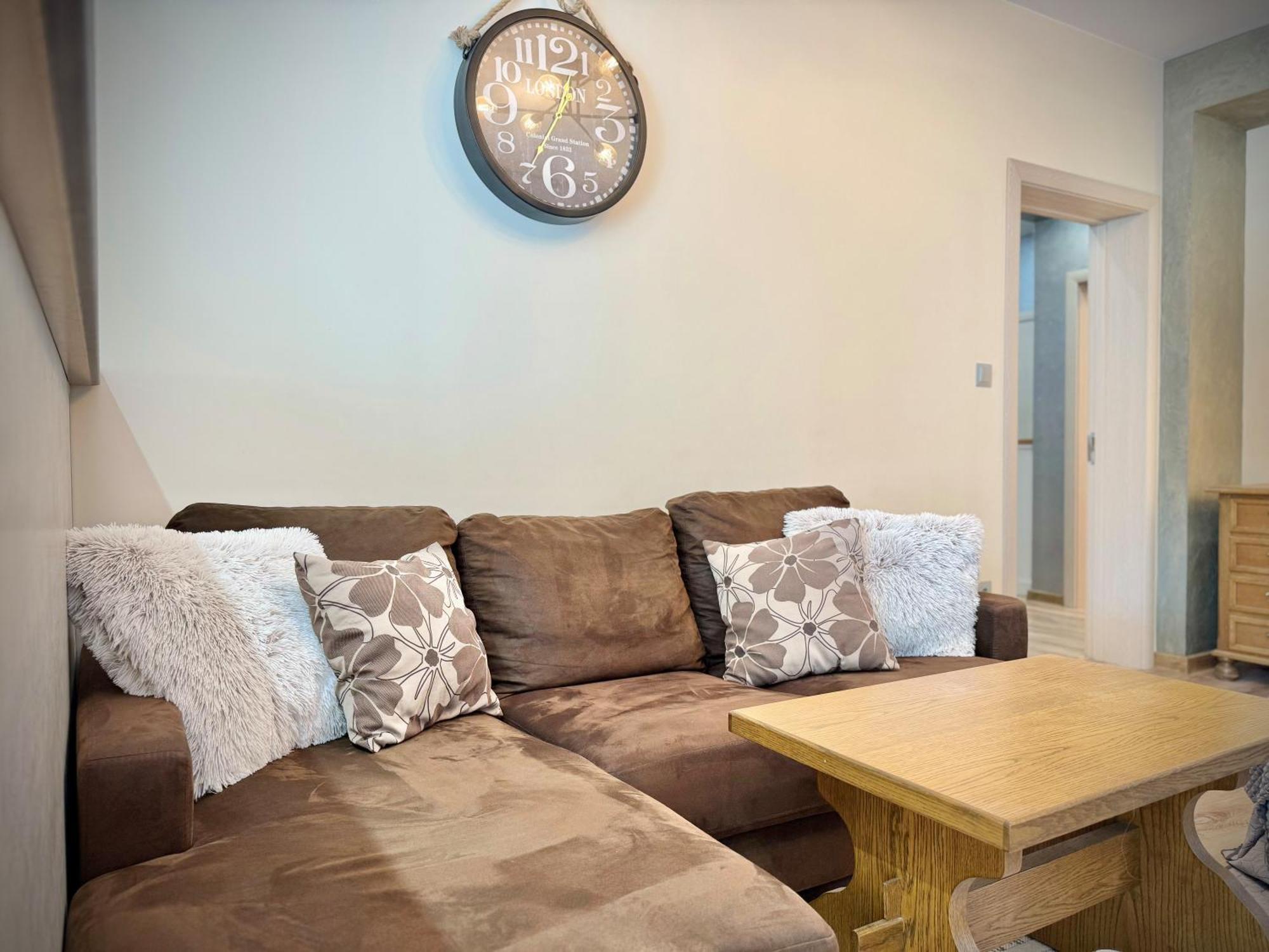 Top Centre 2Bed Apartment For 5 Guests 2 Minutes From High Street Plovdiv Exterior photo